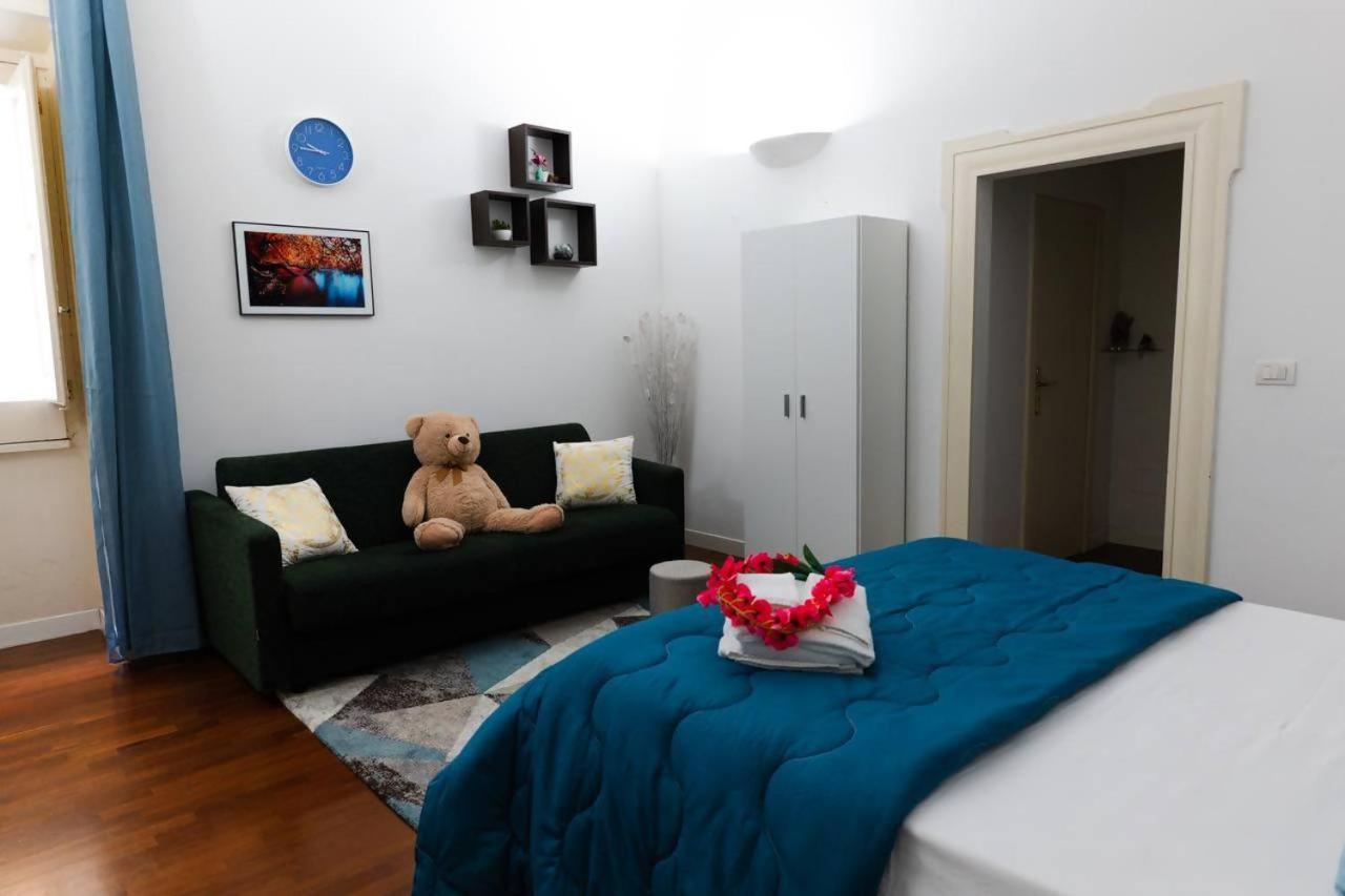 Davids Room Palazzo Tamborino Lecce Exterior foto